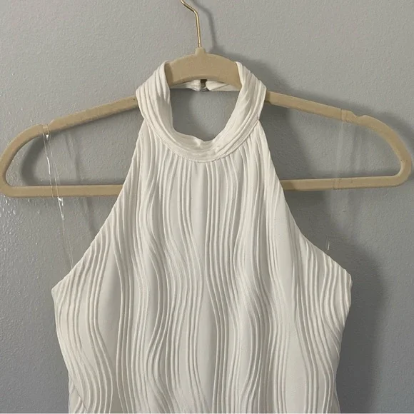 Versona women’s white halter mini dress size 4 grad party bridal honeymoon LWD - Picture 3 of 8